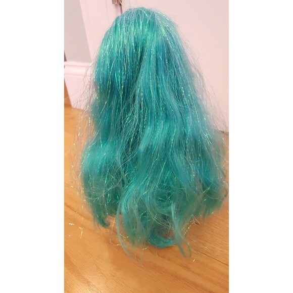 LOL Surprise OMG Winter Disco COSMIC NOVA 9" Fashion Doll‎ MGA Entertainment - Picture 5 of 9